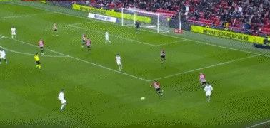 记录报：中国与日本的俱乐部关注葡超中场林肯；身价350万欧