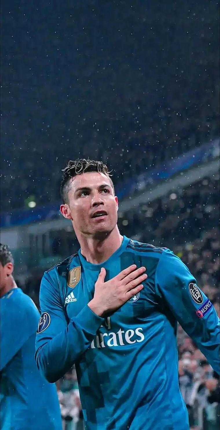 世界杯裁判名单公布，中国裁判再次入选