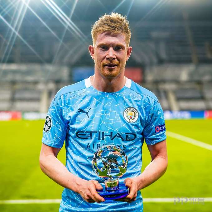 欧文突破两人防守命中三分